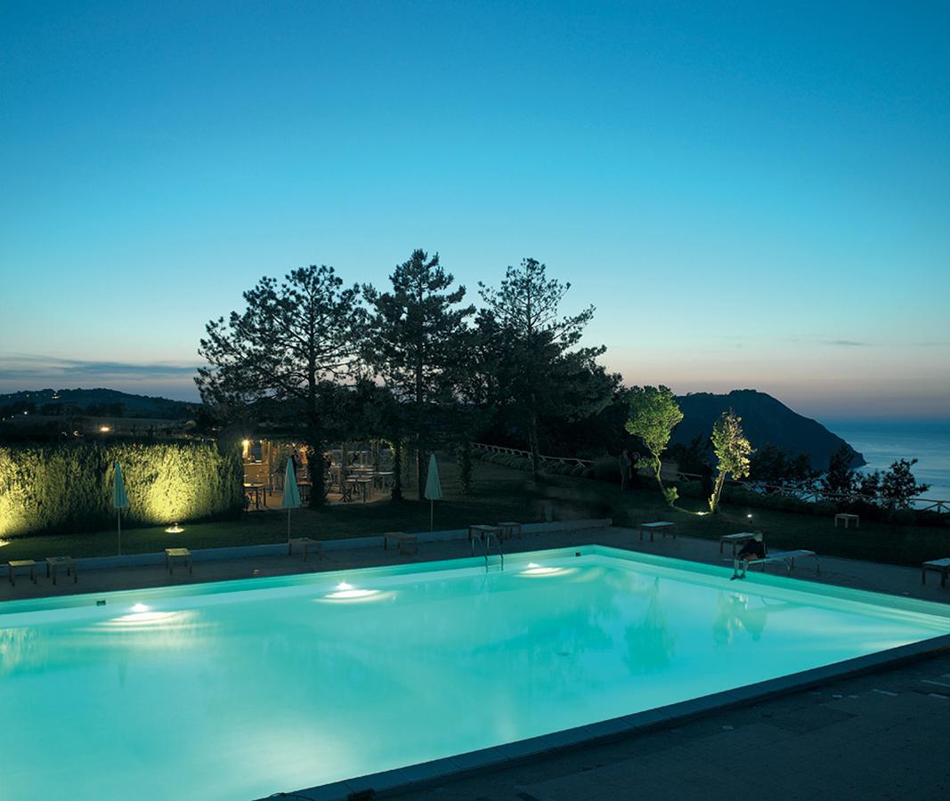Hotel Emilia Ανκόνα Εξωτερικό φωτογραφία