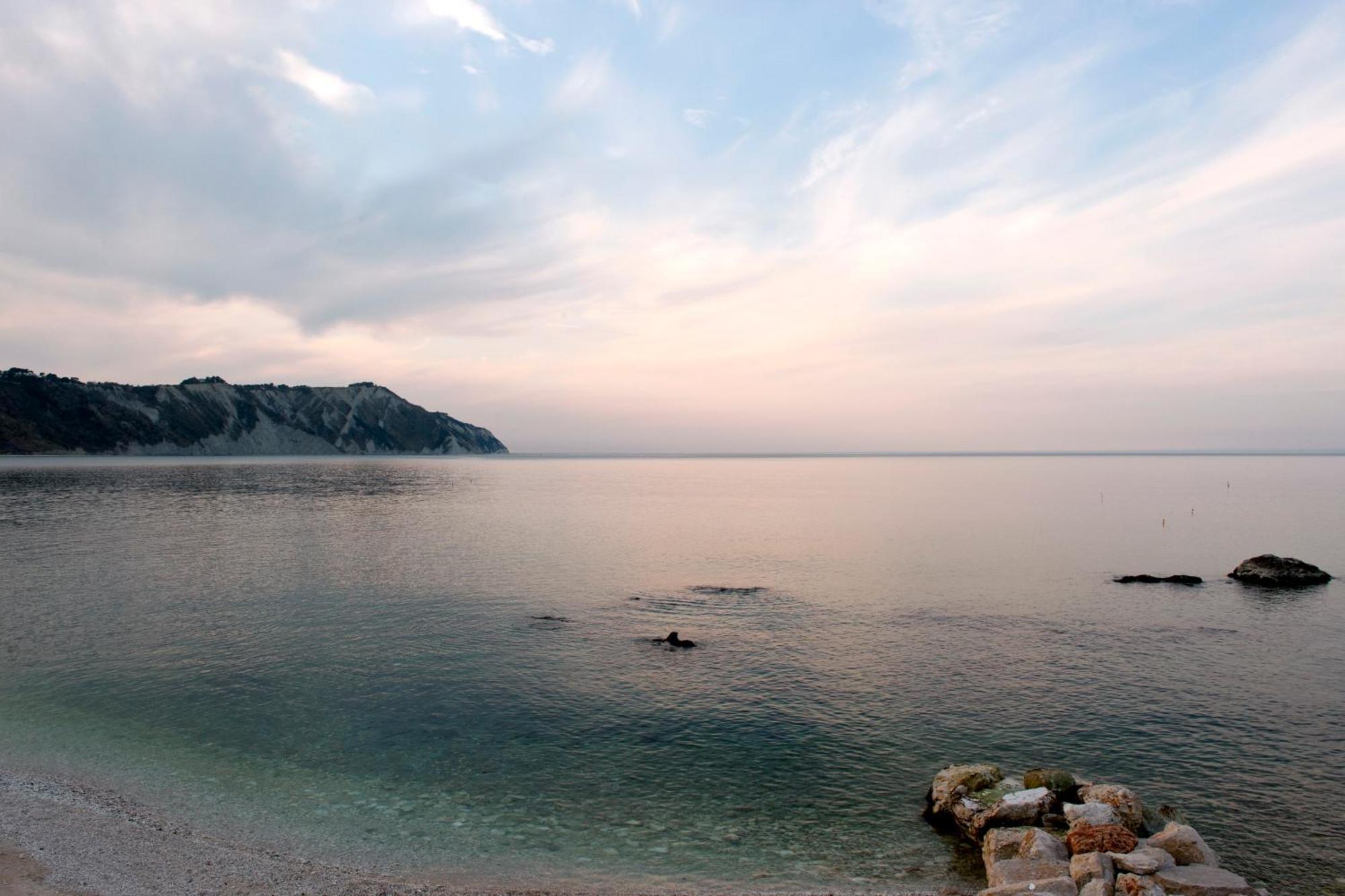 Hotel Emilia Ανκόνα Εξωτερικό φωτογραφία