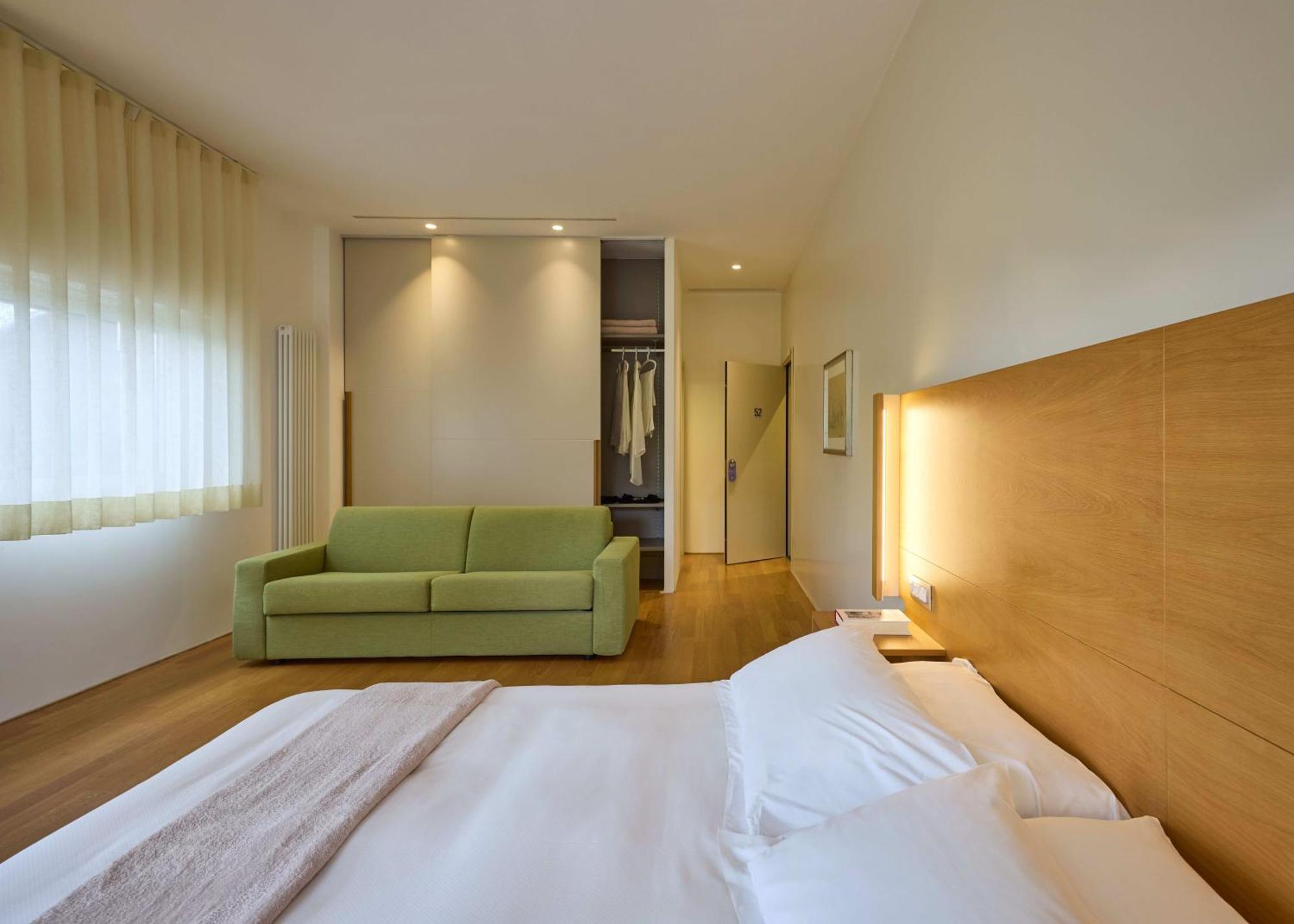 Hotel Emilia Ανκόνα Εξωτερικό φωτογραφία